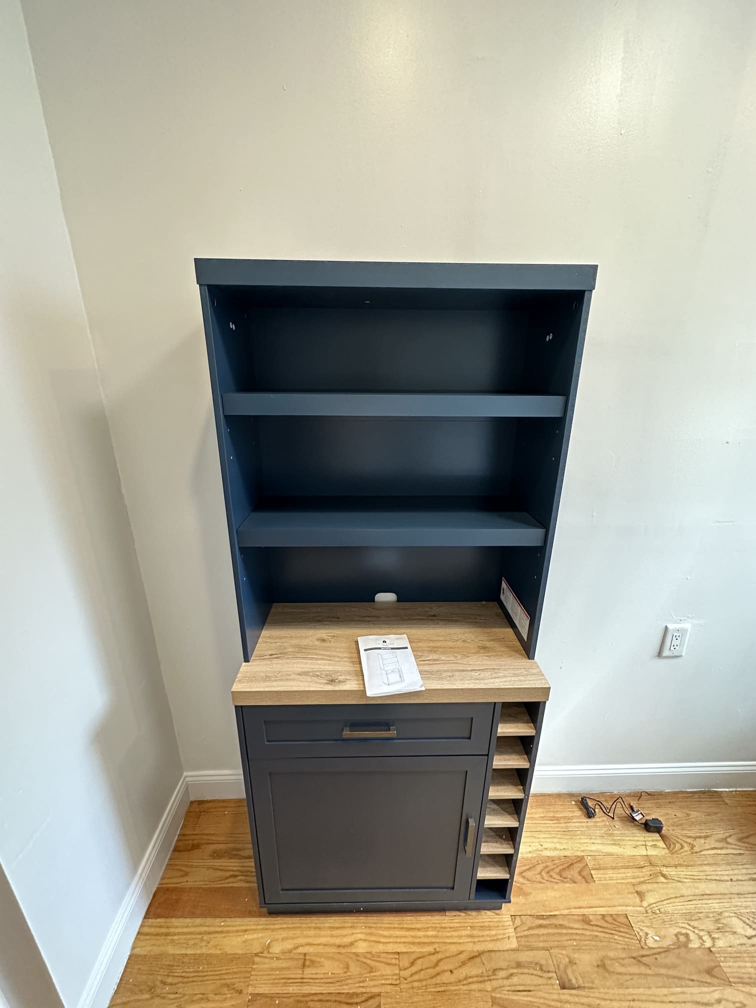 Assembling outdoor patio furniture